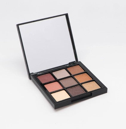 Coffret Maquillage – Mascara + Palette Fards à Paupières = Rouge à Lèvres Offert